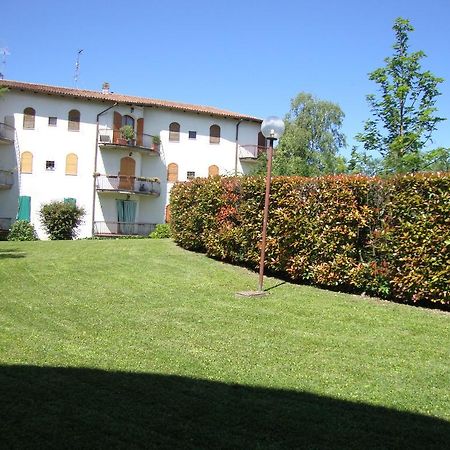 Il Glicine Sul Garda Appartamento Turistico Peschiera del Garda Exterior foto